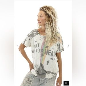 Magnolia Pearl “What does Your Heart Say” T-shirt  Tee NEW NEVER WORN w/ Tags OS